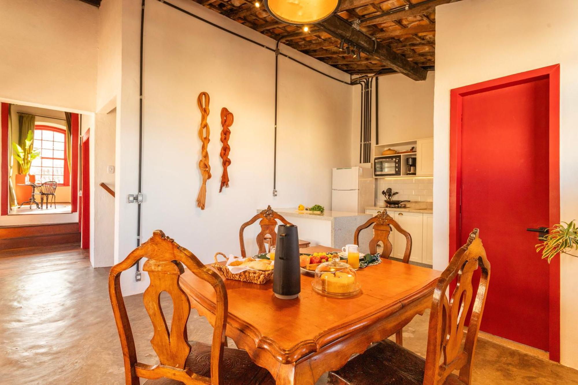 サルバドールCasa Do Alto - Excentrica Boutique I Banheira Vitoriana I Pelourinhoアパートメント エクステリア 写真