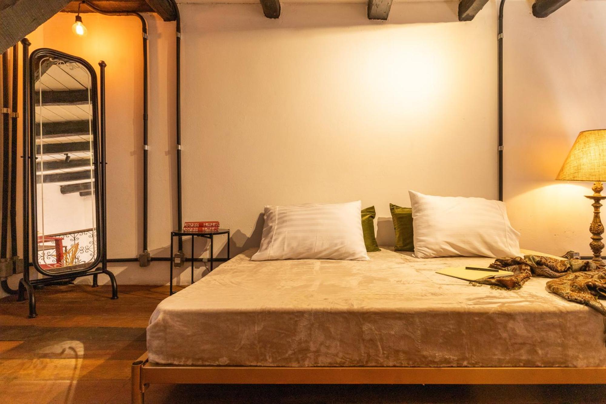 サルバドールCasa Do Alto - Excentrica Boutique I Banheira Vitoriana I Pelourinhoアパートメント エクステリア 写真